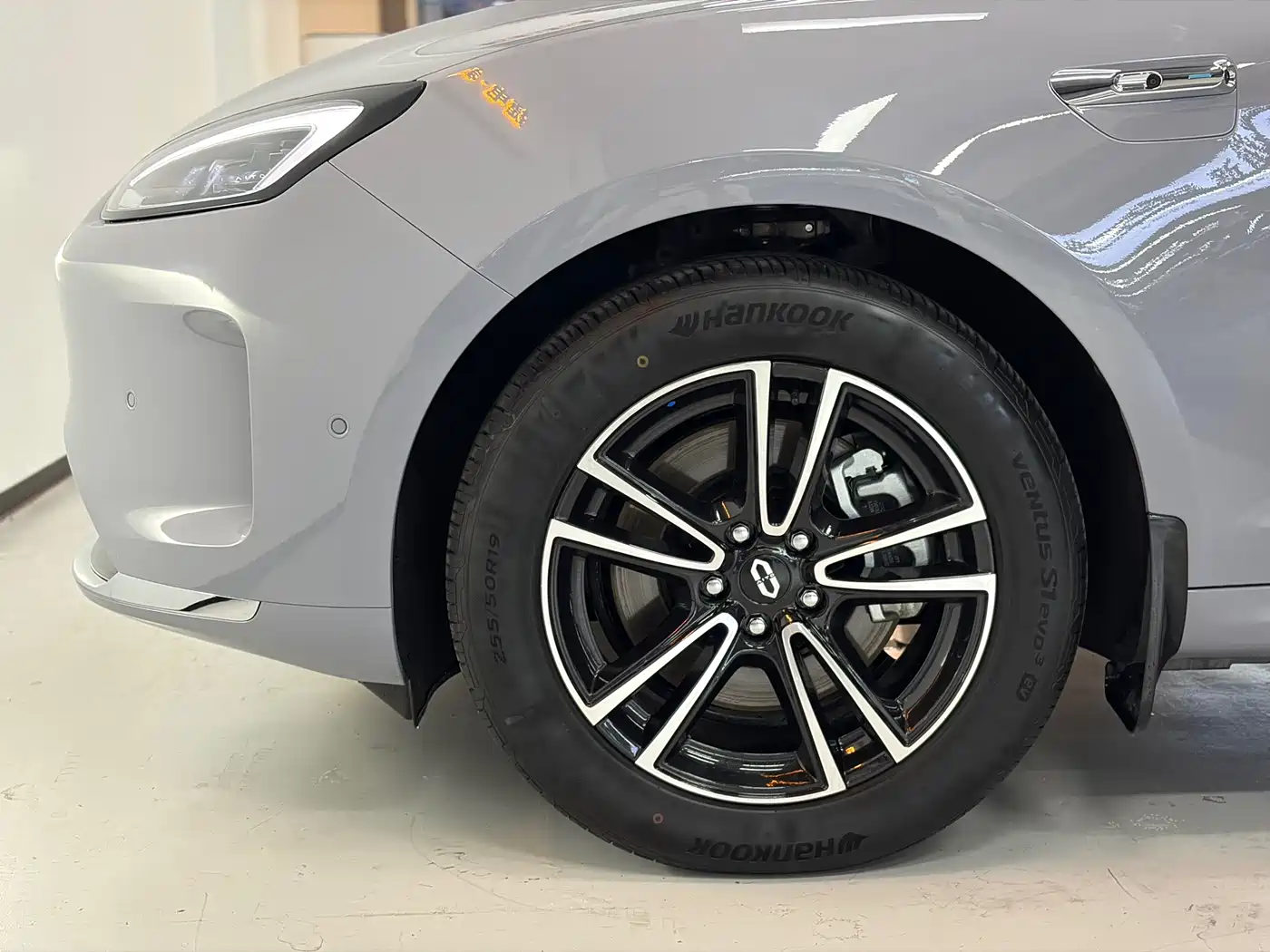 AITO Wenjie AITO M5 2025 Extended Range Ultra AWD фото 13