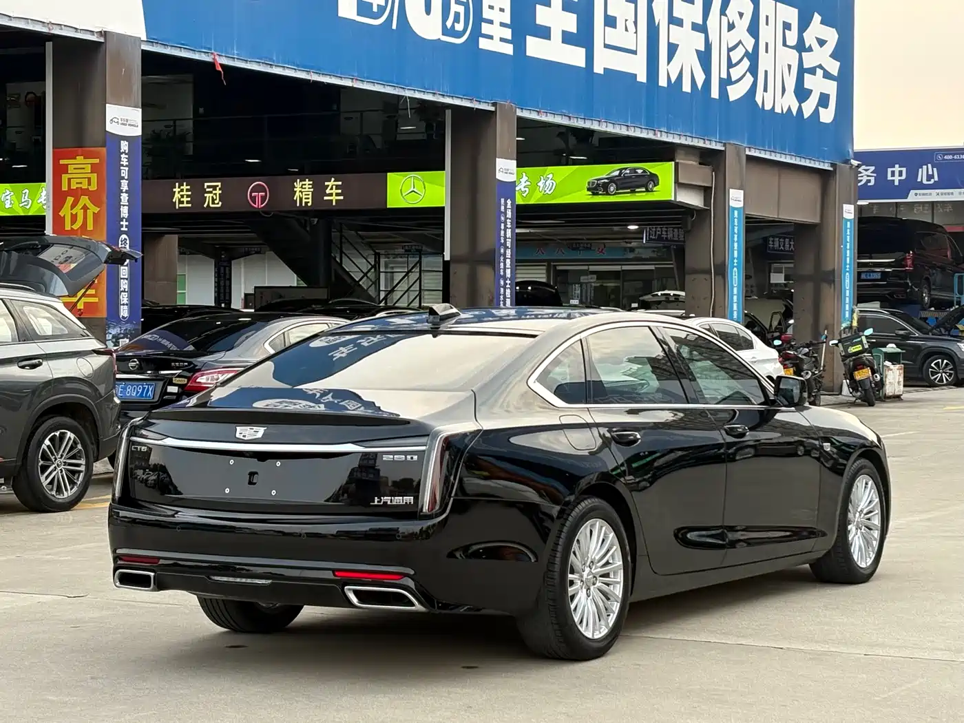 CADILLAC CT6