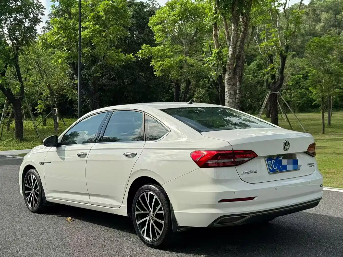 Volkswagen Lavida 2018 280TSI DSG Luxury Edition China V фото 7