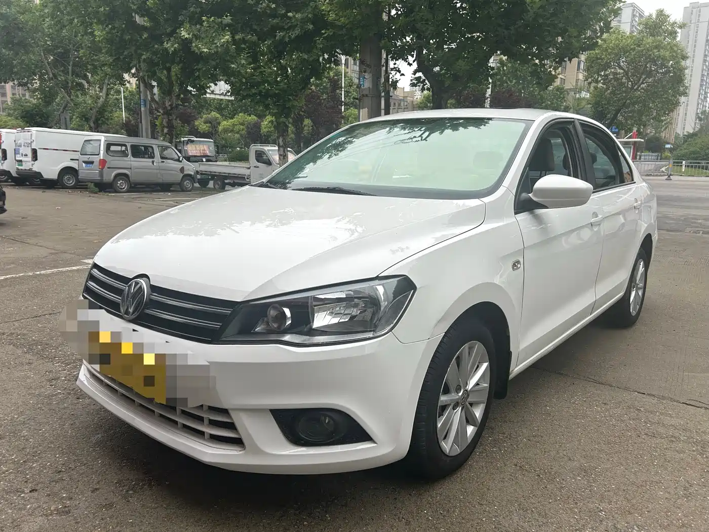 Volkswagen Jetta 2013 1.6L Automatic Comfort фото 2