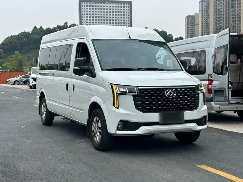 Maxus Xintu V80 2025 2025 PRO Aoyun 2.0T AMT Long Wheelbase Medium Roof 6/7/8/9-Seater