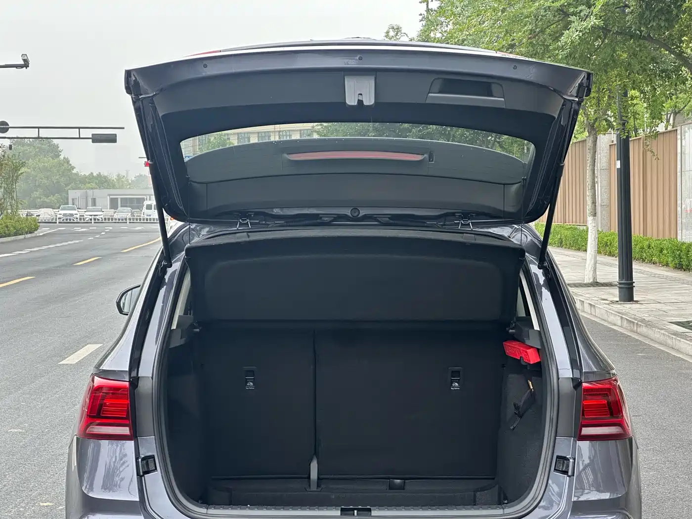 Volkswagen Tharu 2019 280TSI 2WD Luxury Edition China V фото 25