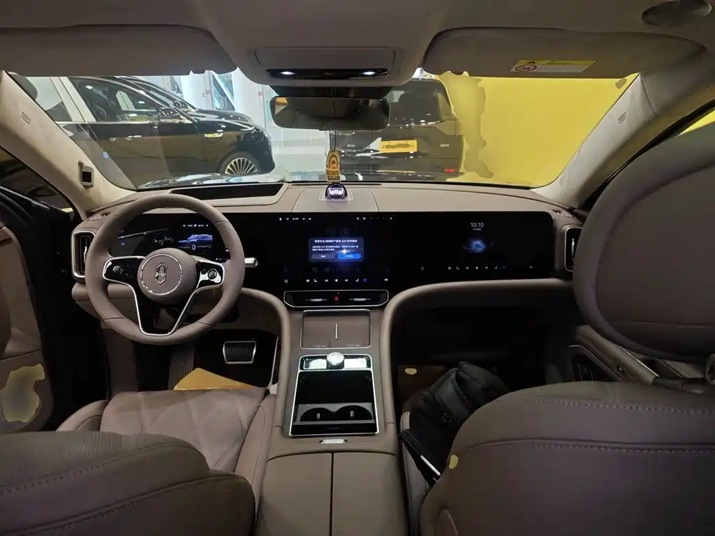 AITO Wenjie AITO M9 2025 Extended Range Ultra 52kWh 6-Seater фото 10