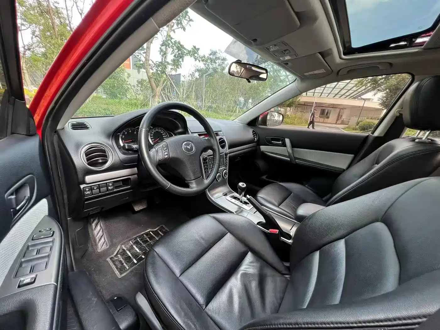 Фото 4 - Mazda 6