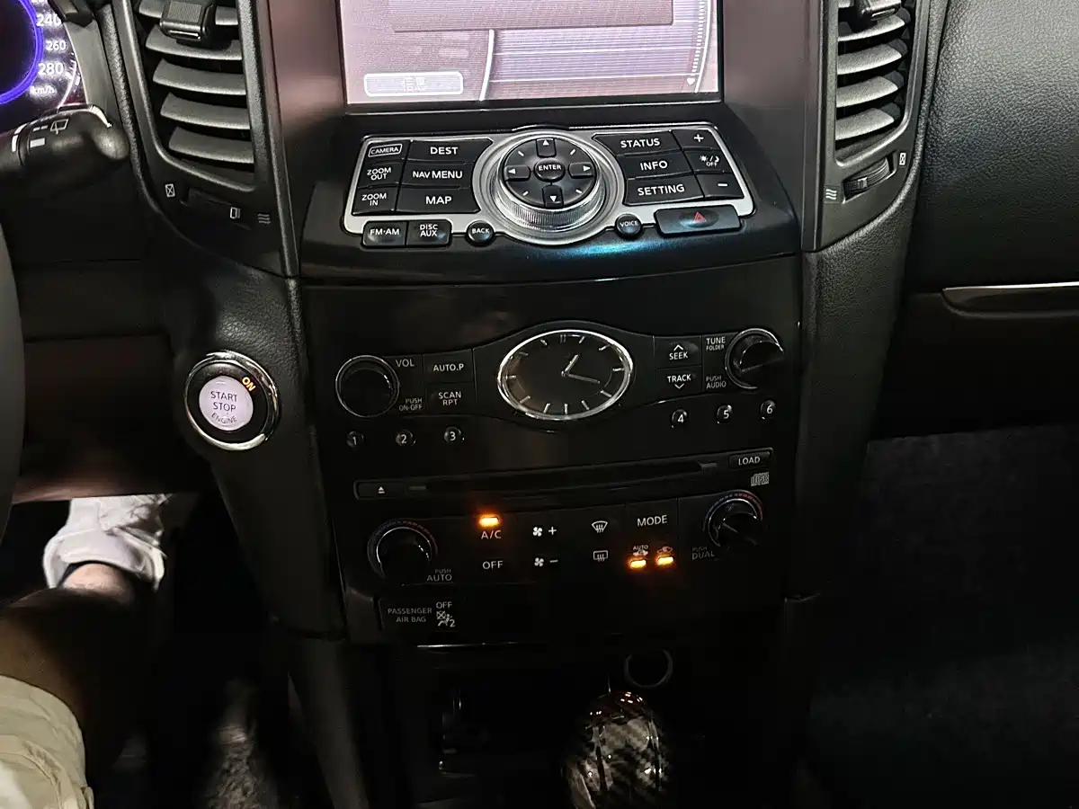 Infiniti FX 2011 2011 FX35 Premium