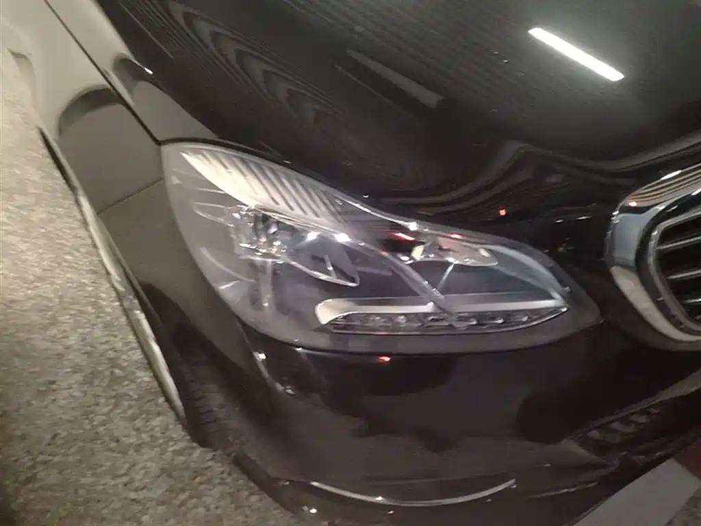Mercedes-Benz E-Class 2015 E 200 L фото 13