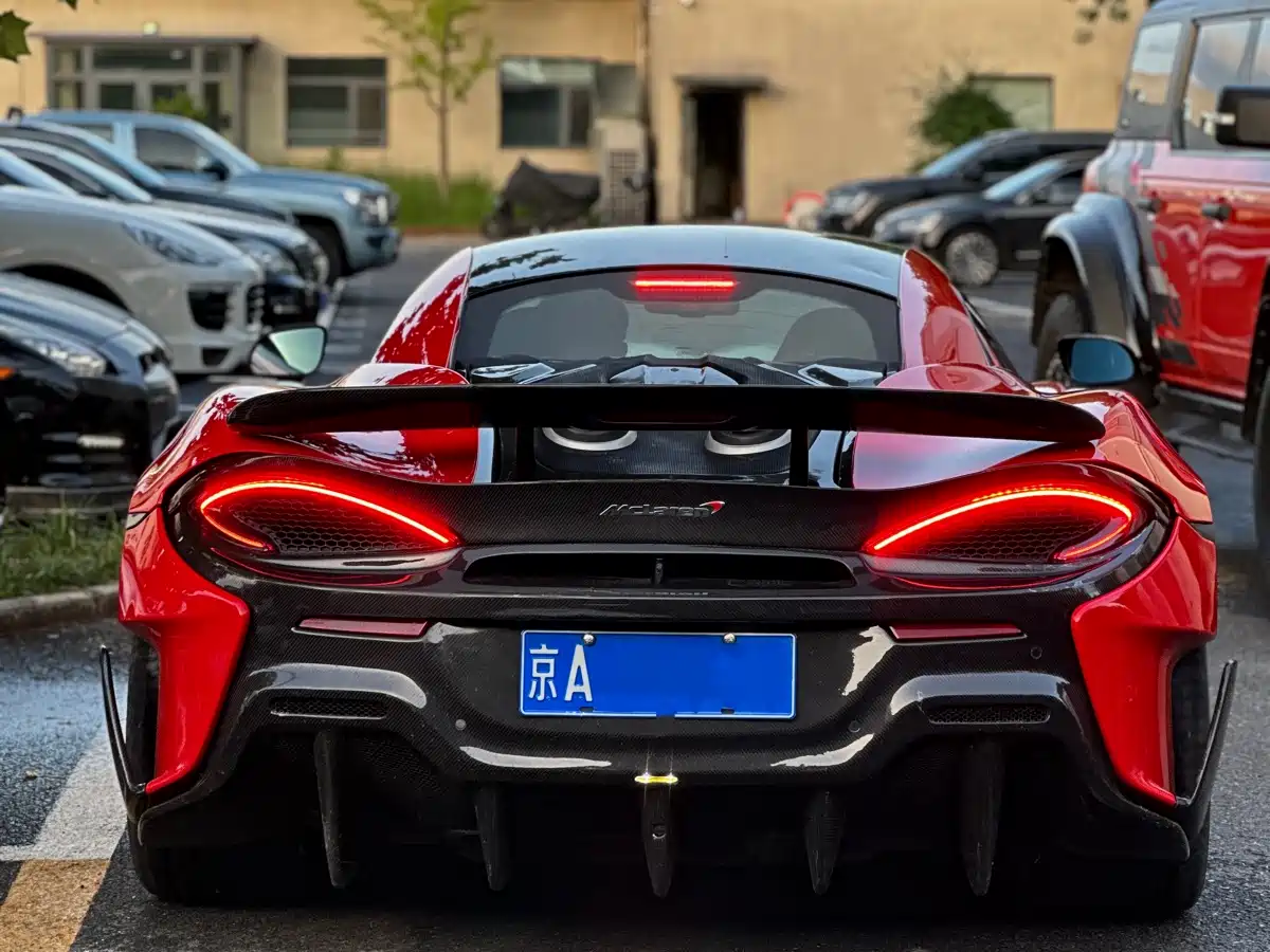 McLaren 570 2015 570S 3.8T Coupe фото 8