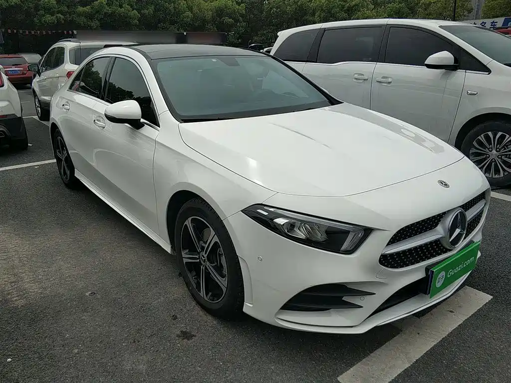 Mercedes-Benz A-Class 2022 Facelift III A 200 L Sport Sedan Fashion фото 4