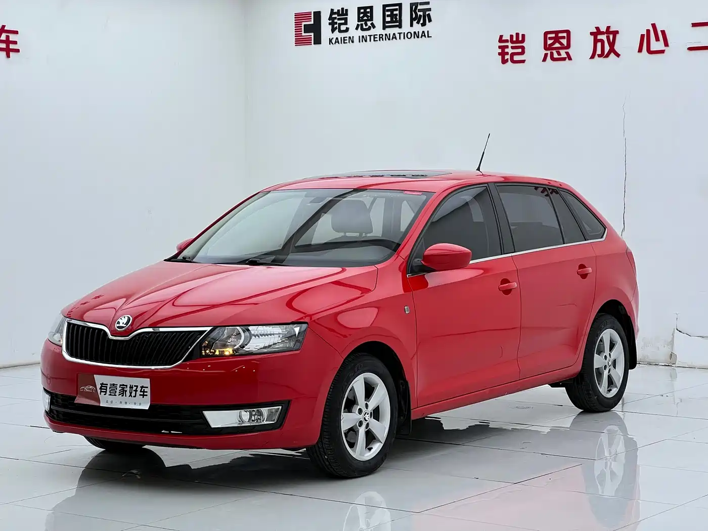 Škoda Skoda Rapid Spaceback 2016 Facelift 1.6L Automatic Innovation Edition