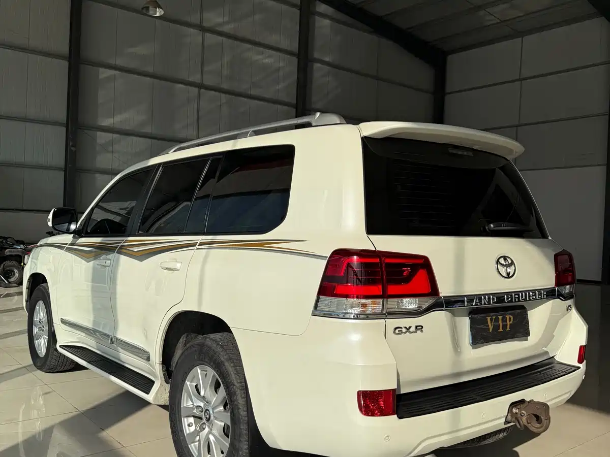 Toyota Land Cruiser (Import) фото 4
