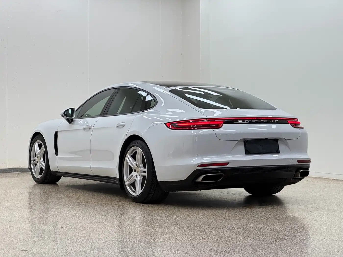 Porsche Panamera 2017 Panamera 3.0T фото 9