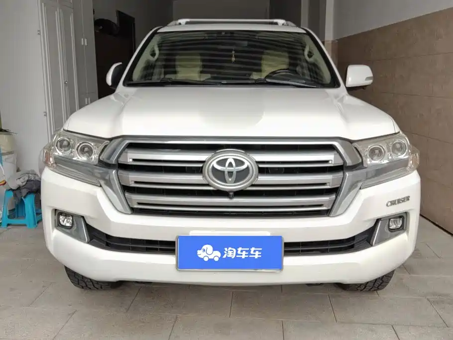 2019 Toyota Land Cruiser (Import)