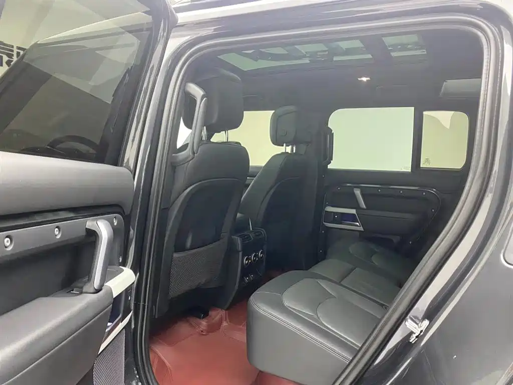 Land Rover Defender 2023 Facelift 110 3.0T P400 X-DYNAMIC HSE фото 26