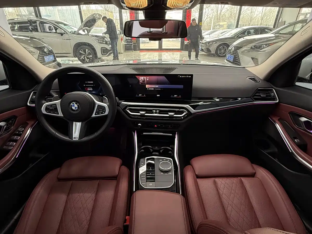BMW 3 Series 2023 320Li M Sport Package фото 17