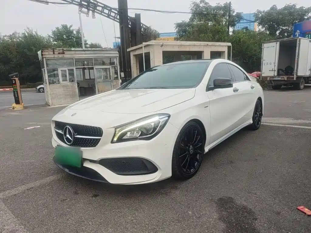 Mercedes-Benz CLA (Import) 2017 2017 CLA 220 4MATIC Polar Limited Edition