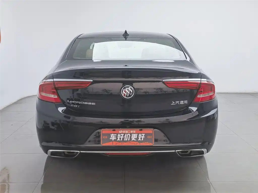 Buick LaCrosse 2016 Model 28T Luxury фото 4