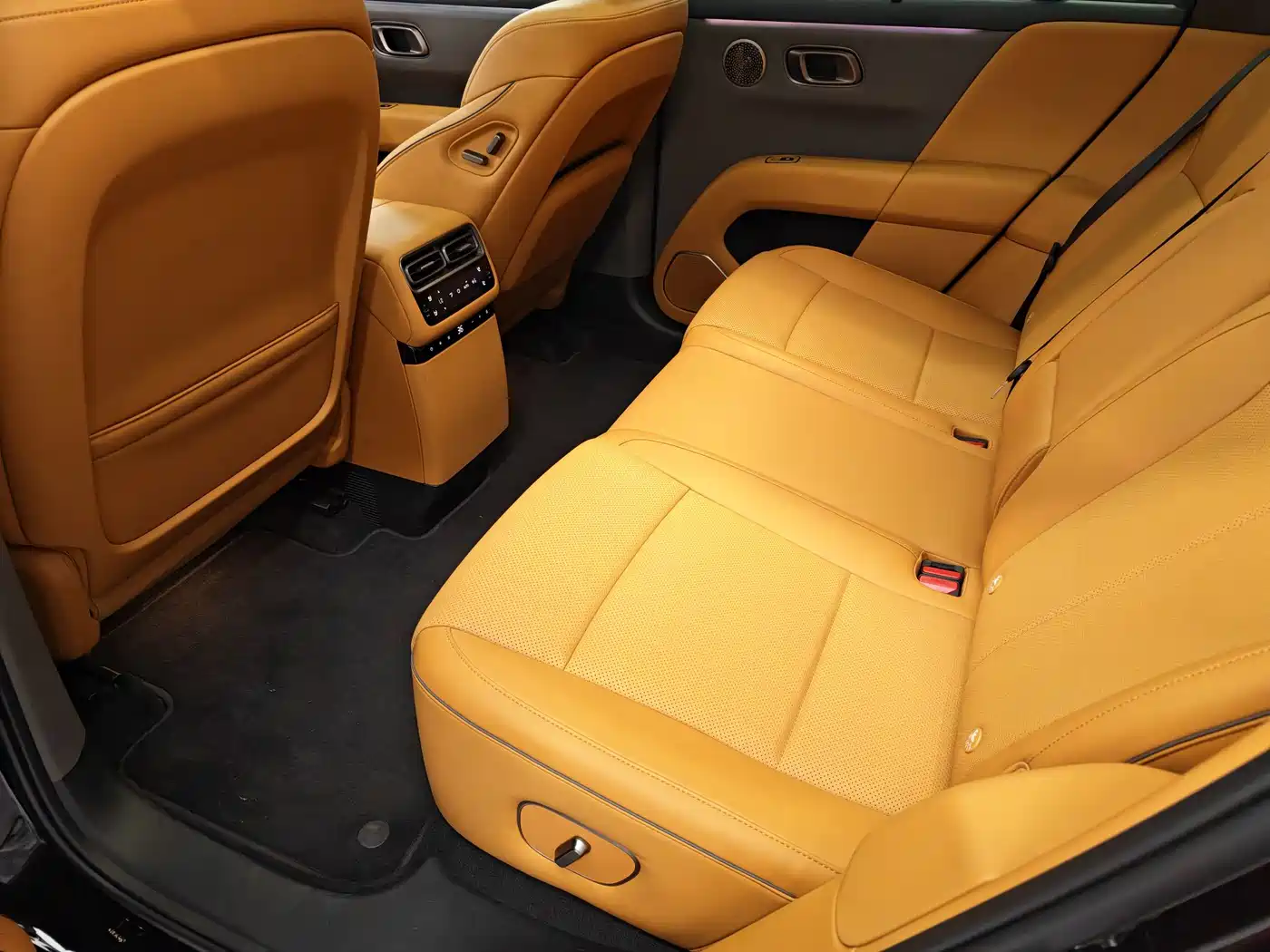 Li Auto i6 2026 2025 2WD Base Model