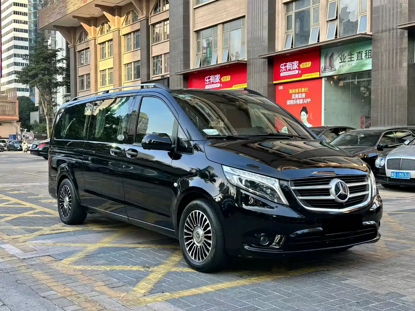 Mercedes-Benz Vito 2018 2.0T Business Edition China VI фото 3