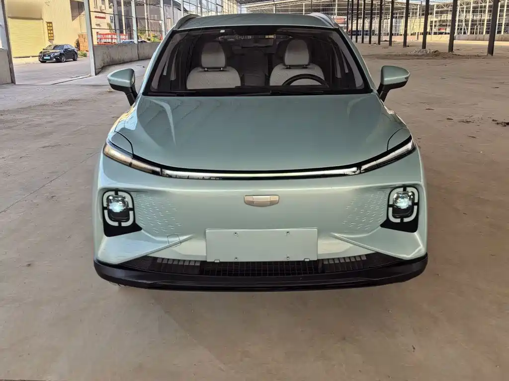 Geely Geometry E Firefly 2023 2024 Model 401km Fluorescent