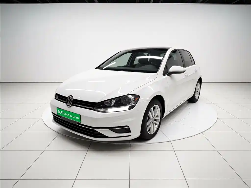Volkswagen Golf 2018 230TSI Automatic Comfort фото 2