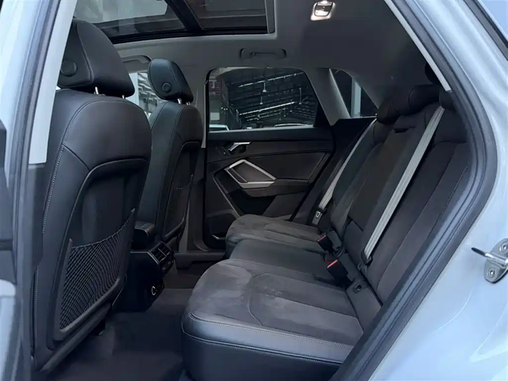Audi Q3 2022 35 TFSI Fashion Dynamic фото 19