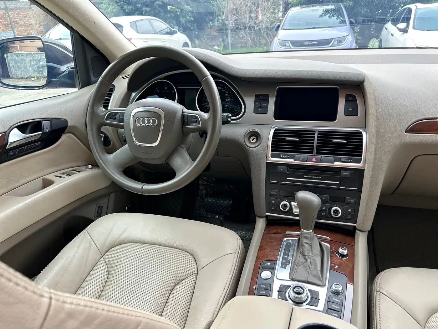 Audi Q7 2010 3.0 TDI Sport Limited Edition фото 37