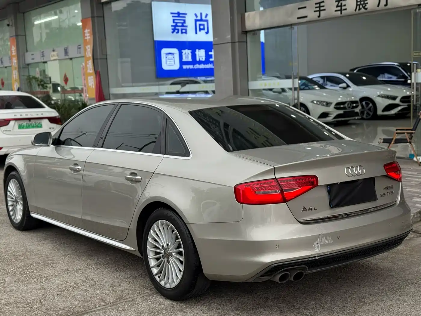 Audi A4L 2016 35 TFSI Collector's Edition S line Comfort фото 7