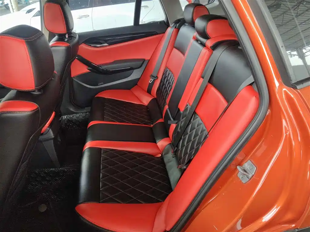 BMW X1 2015 Model sDrive18i Fashion Advanced Edition фото 17