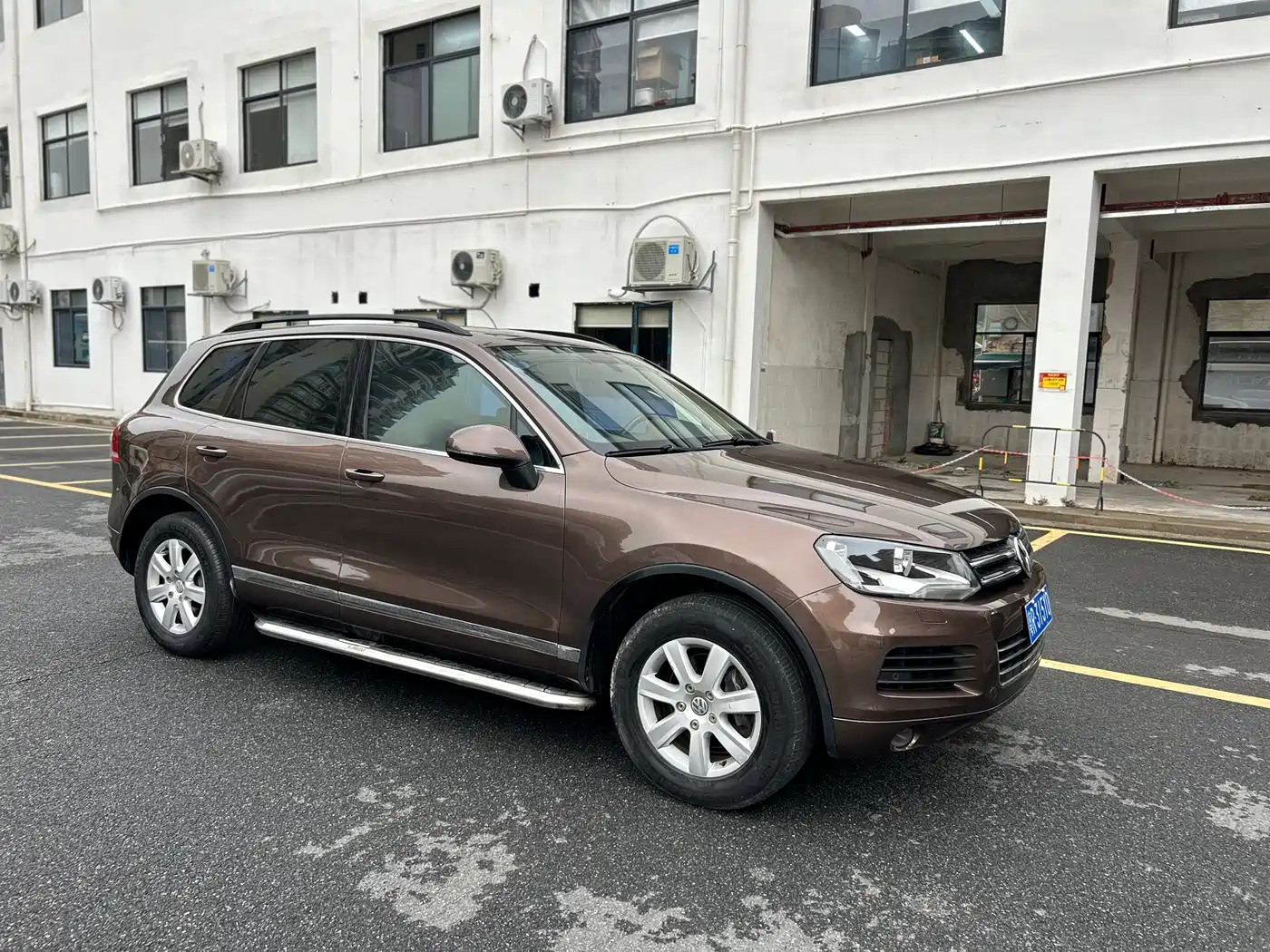 Volkswagen Touareg 2011 3.0TDI Diesel Comfort фото 2