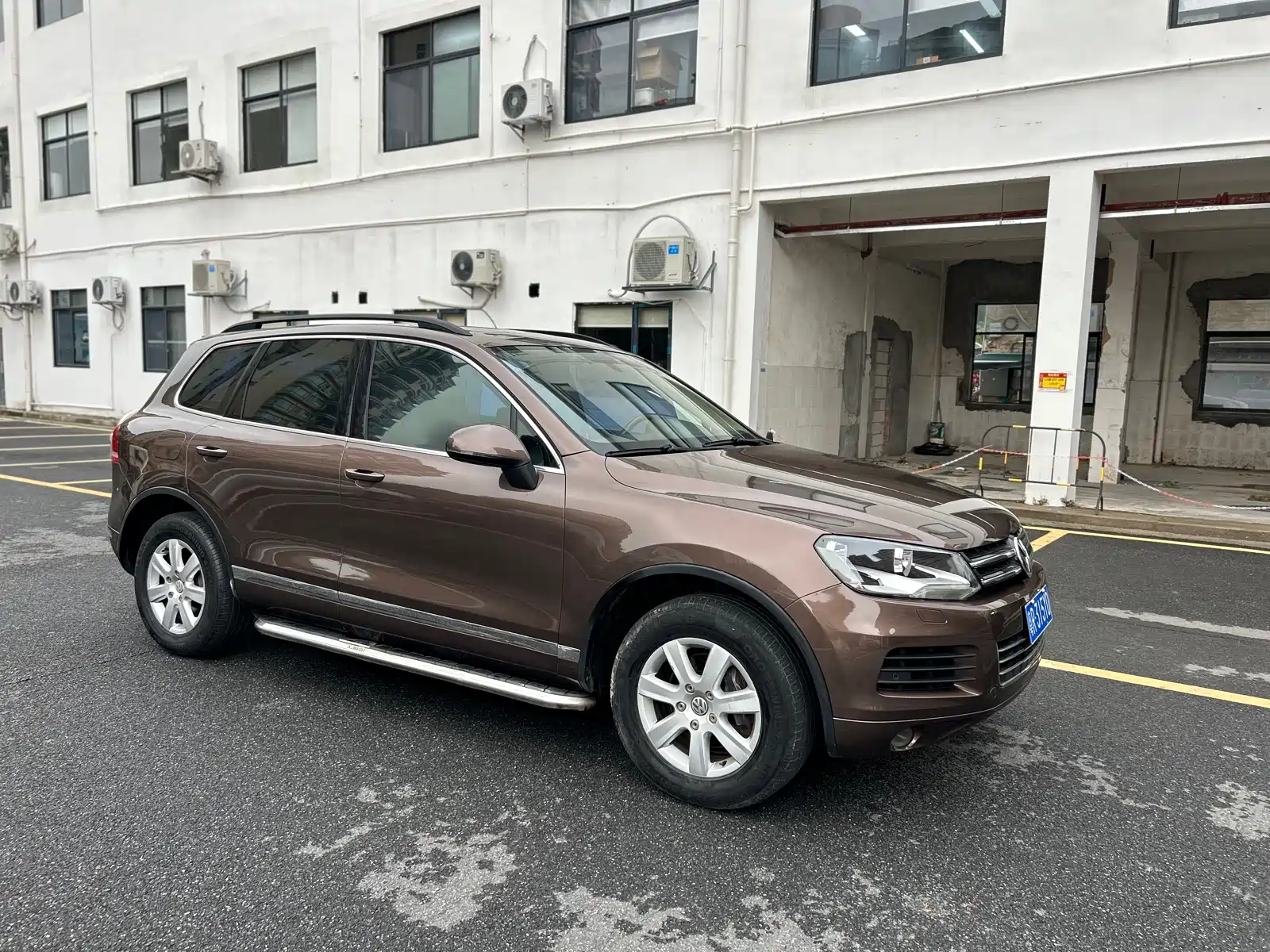Фото 2 - Volkswagen Touareg