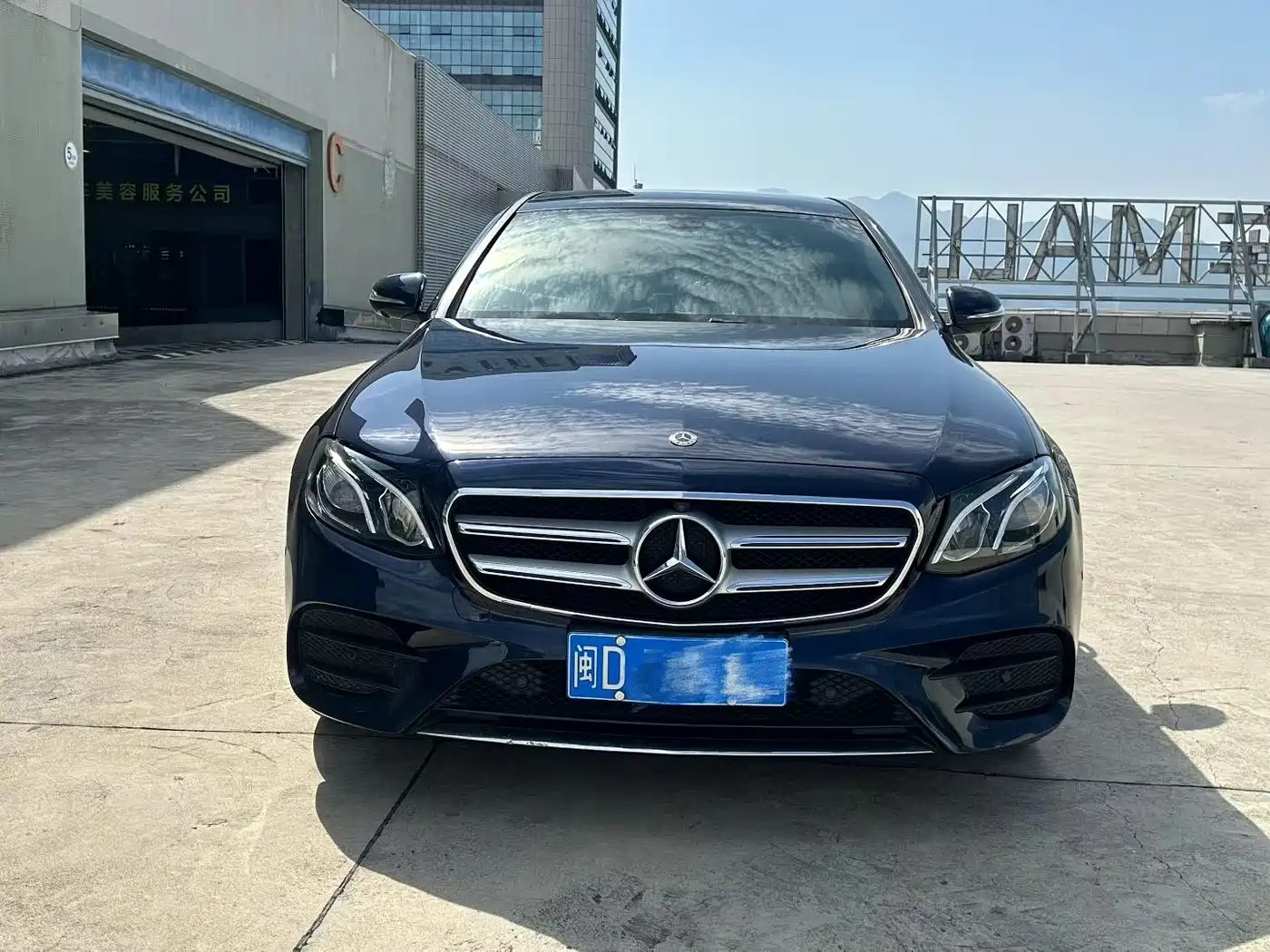 Mercedes-Benz E-Class 2019 E 300 L Fashion