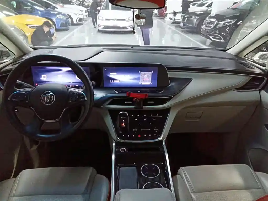 BUICK GL8