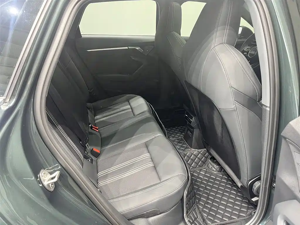Audi A3 2024 Model Sportback 35 TFSI Fashion Sport фото 15
