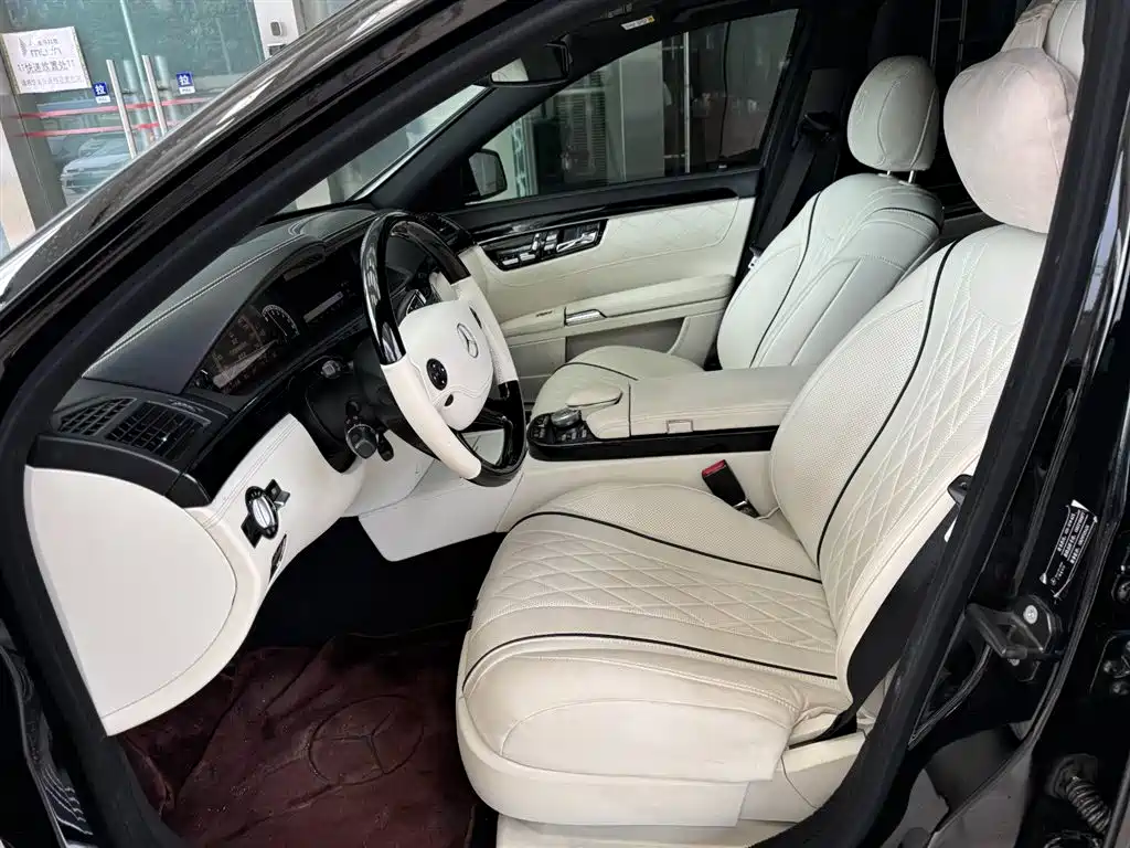 Mercedes-Benz S-Class фото 5