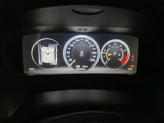 Jaguar XEL 2018 2.0T 200PS Premium Edition — фото 4