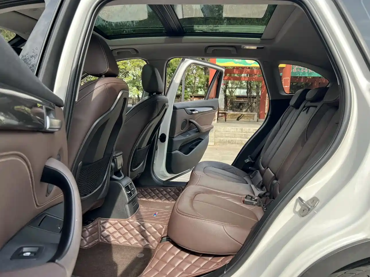 BMW X1 2019 sDrive18Li Premium Model фото 13