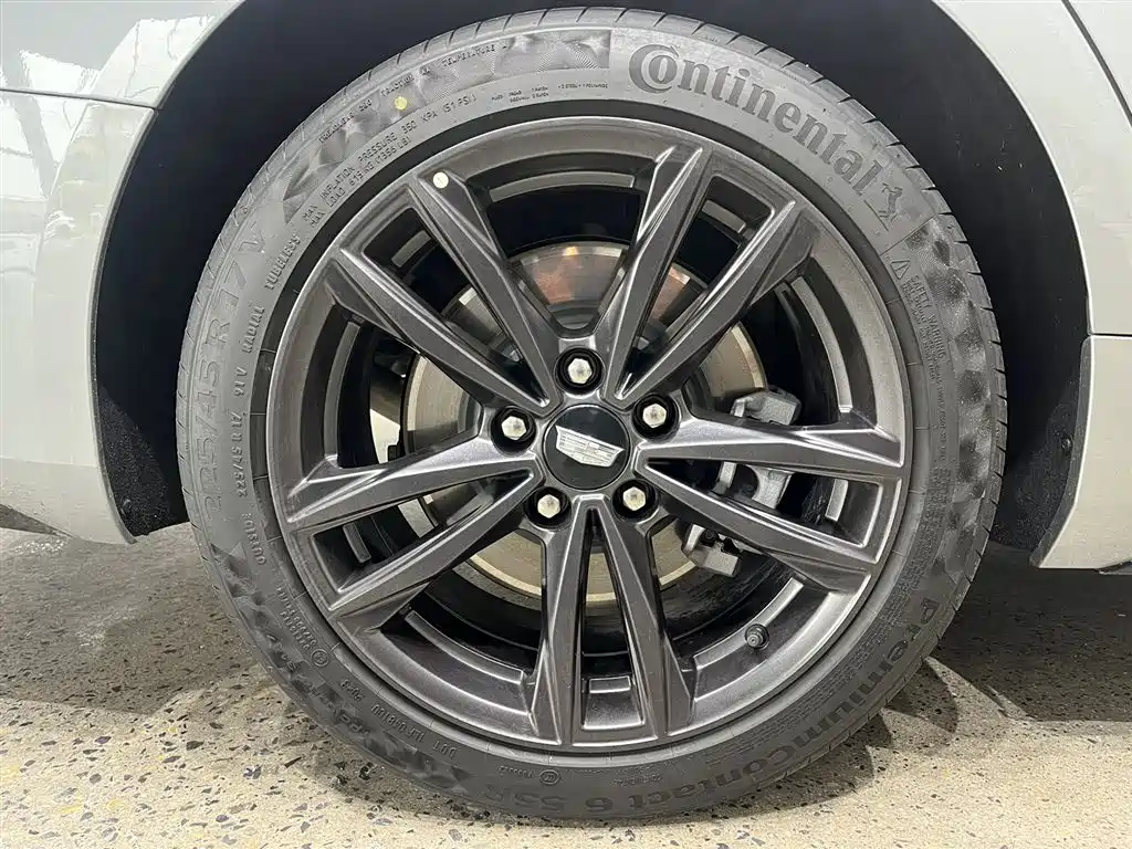 CADILLAC CT4