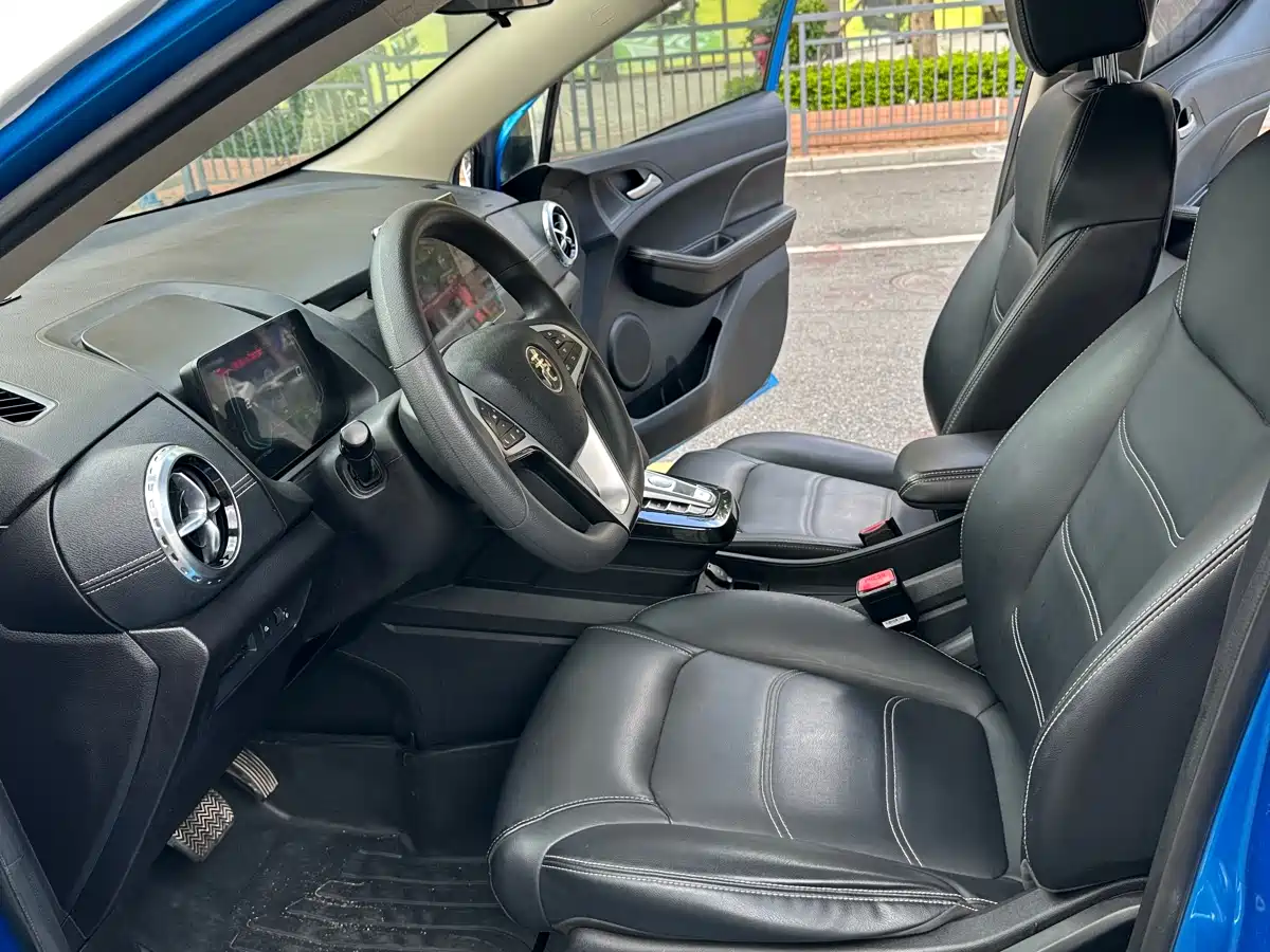 BYD Yuan New Energy 2019 EV535 Smart Connected Trend Leader Type фото 15