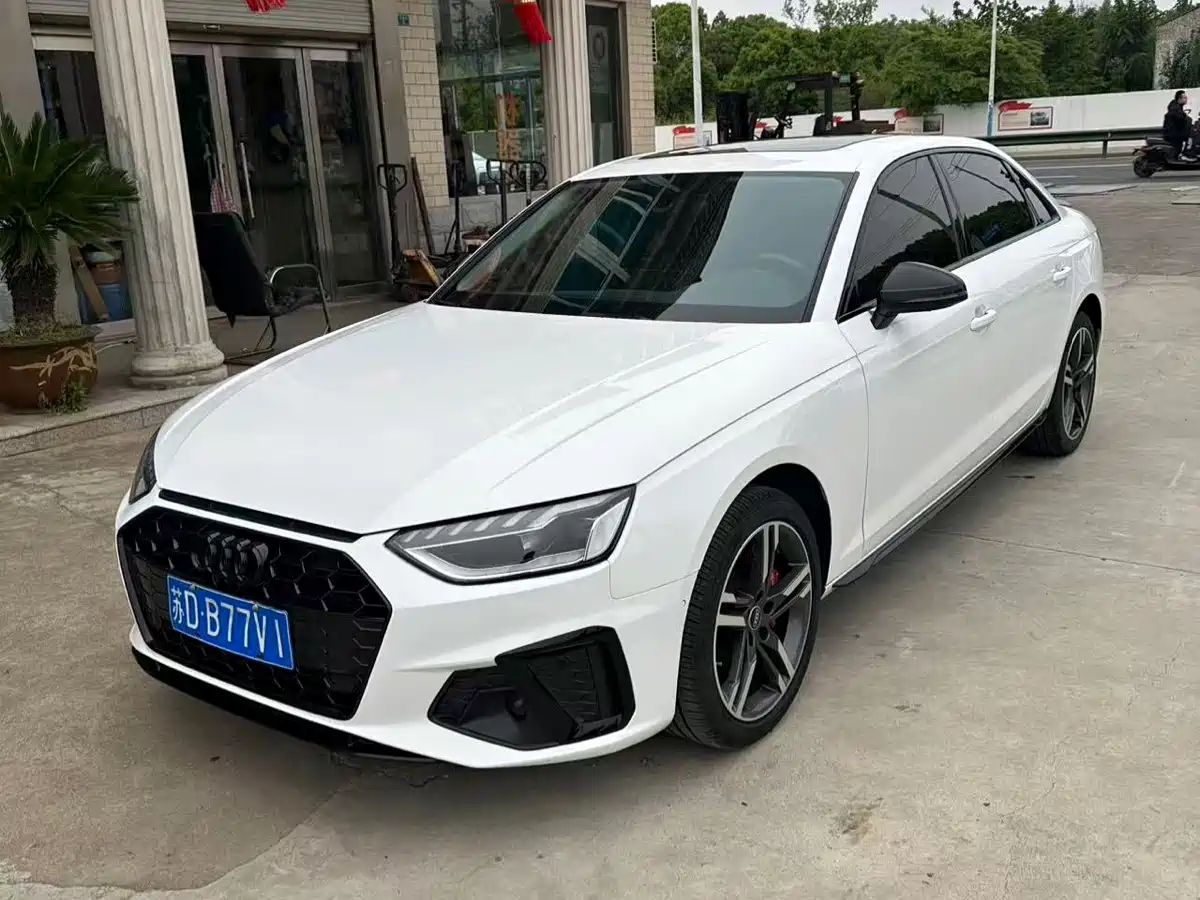 Audi A4L 2022 40 TFSI Luxury Dynamic