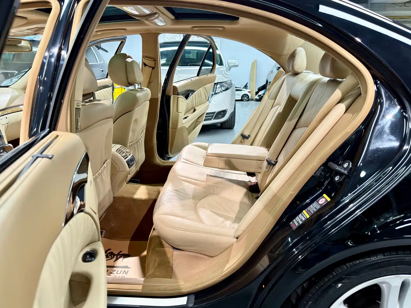 Mercedes-Benz E-Class 2007 E 350 Fashion фото 9