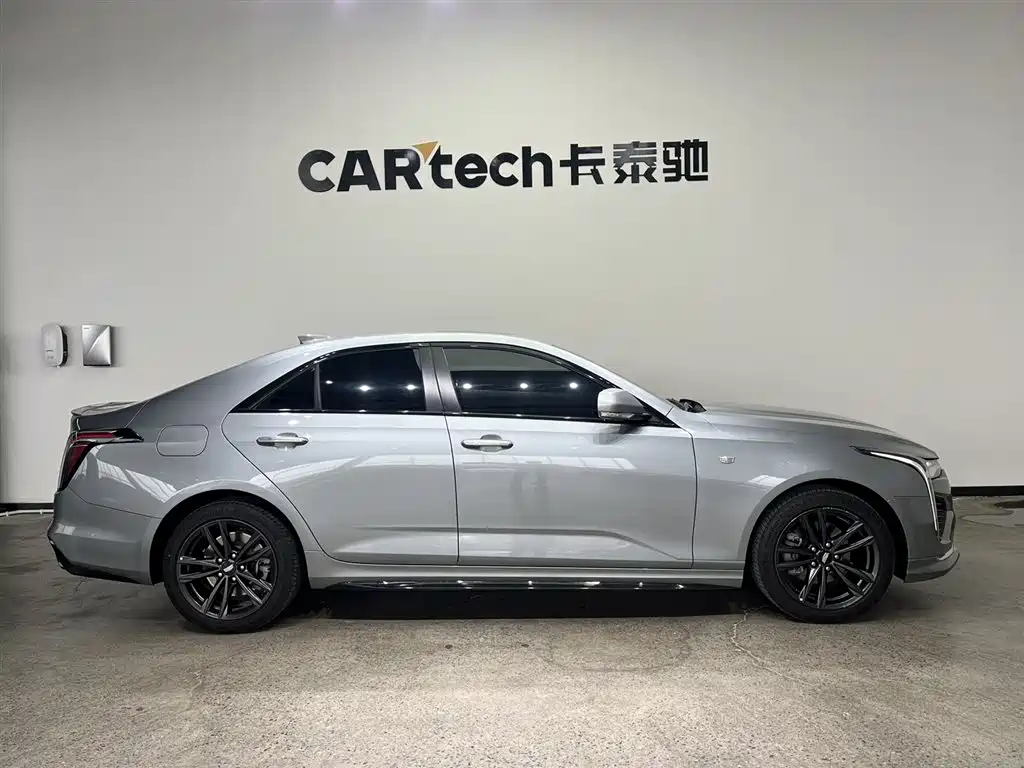 CADILLAC CT4