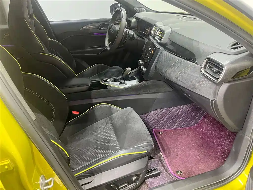 Lynk & Co 03 2022 03+ 2.0TD Auto Performance Package фото 13