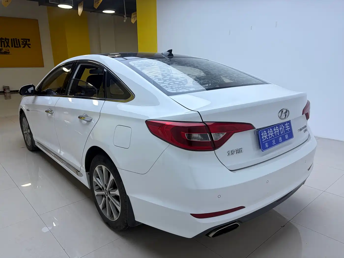 Hyundai Sonata 2015 1.6T GLS Smart фото 8