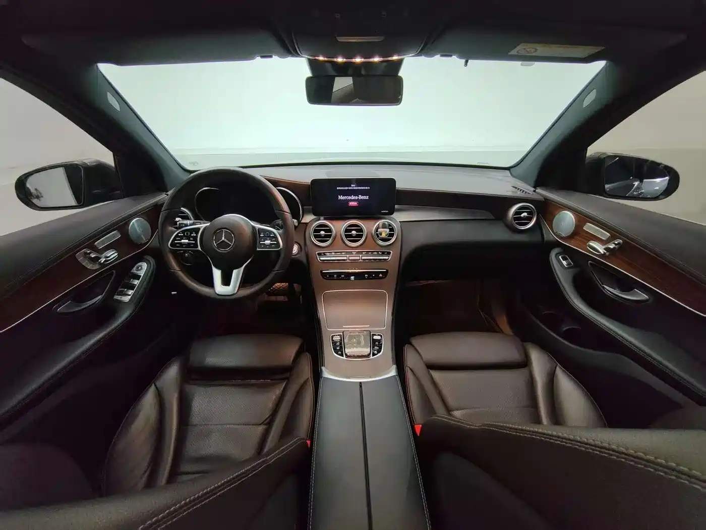 Mercedes-Benz GLC 2021 GLC 300 L 4MATIC Sporty фото 16