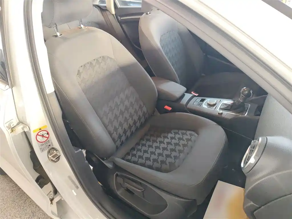 Audi A3 2016 Limousine 35 TFSI Progressive фото 25