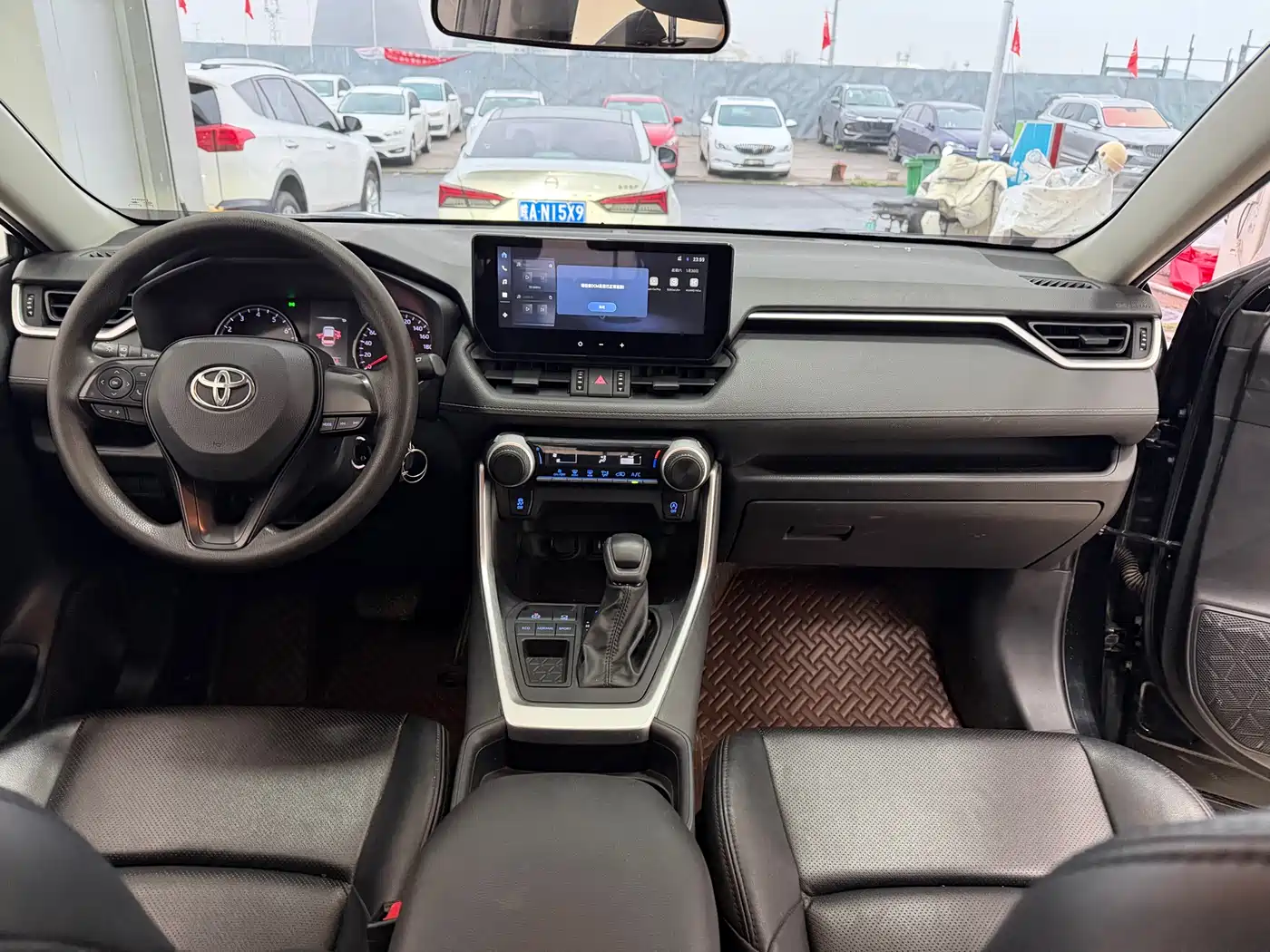 Toyota Wildlander 2022 2.0L CVT FWD Leading Edition фото 12