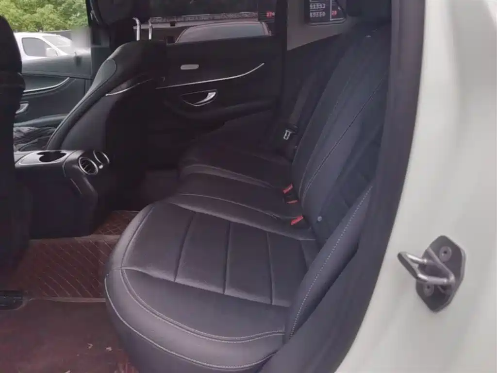 Mercedes-Benz E-Class 2020 Facelift E 260 L Sport фото 17