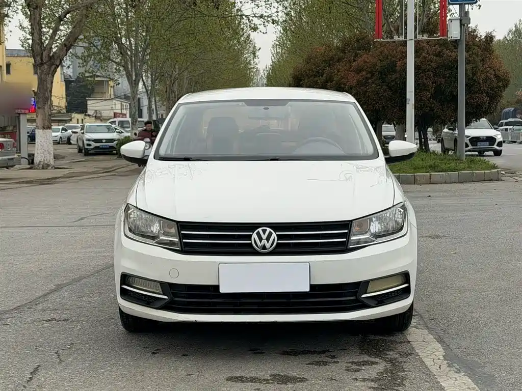 Volkswagen Santana 2016 1.6L Automatic Trend Edition фото 3