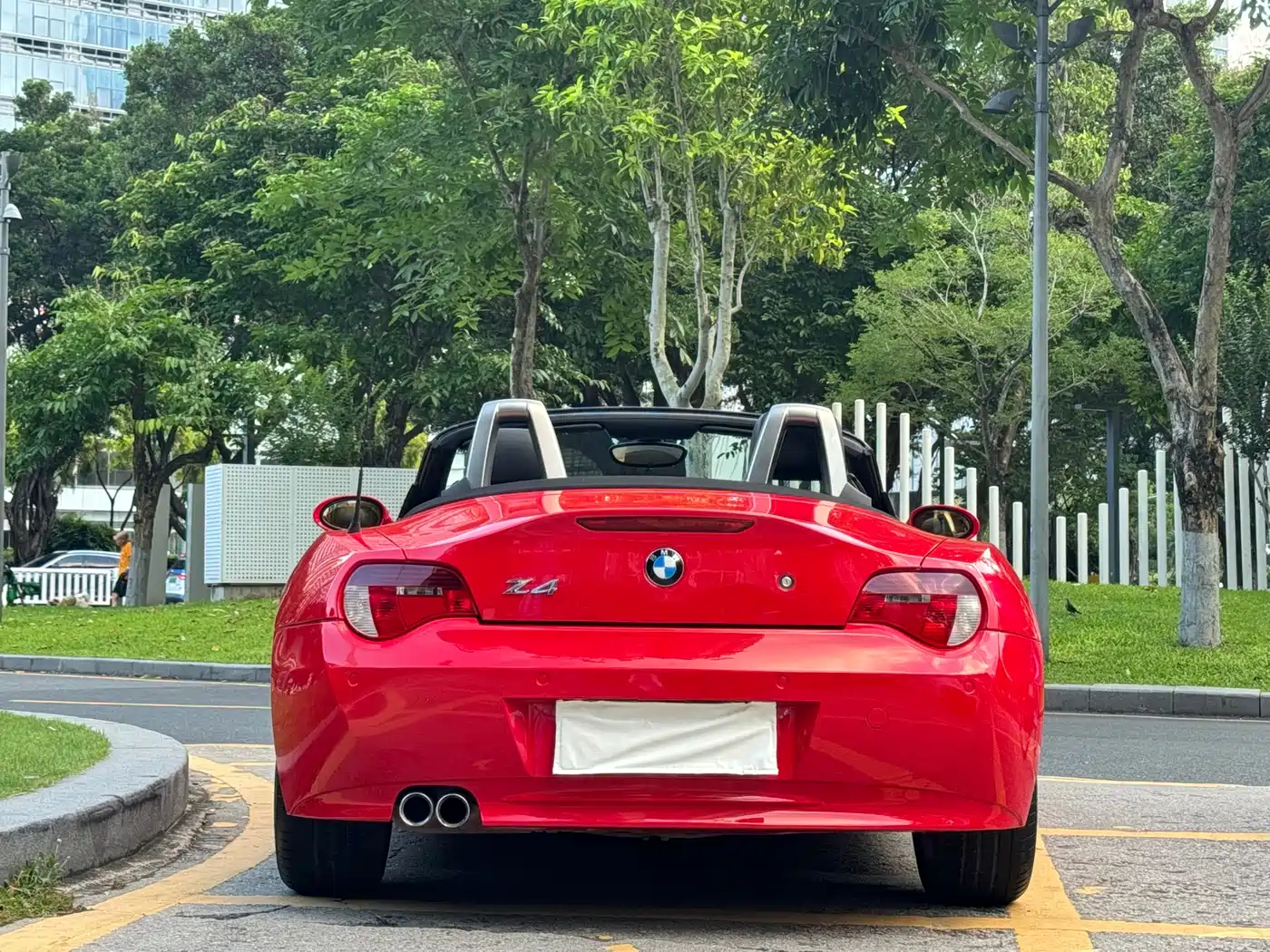 BMW Z4 2006 3.0si Convertible Sports Car фото 17
