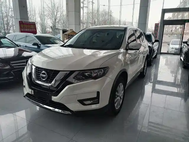 NISSAN QIJUN